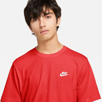 Nike Sportswear Club T-Shirt 